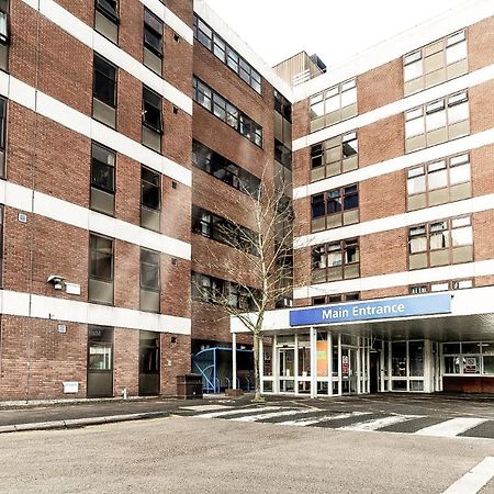 Modern Luxury Serviced Duplex Apartments By Repose- 150 Metro Court, West Bromwich Esterno foto