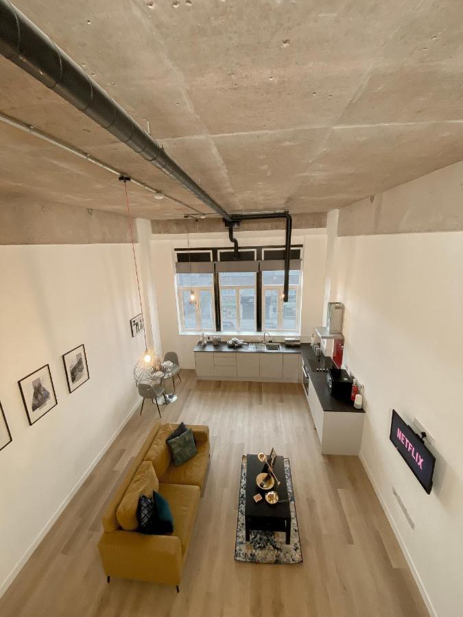 Modern Luxury Serviced Duplex Apartments By Repose- 150 Metro Court, West Bromwich Esterno foto