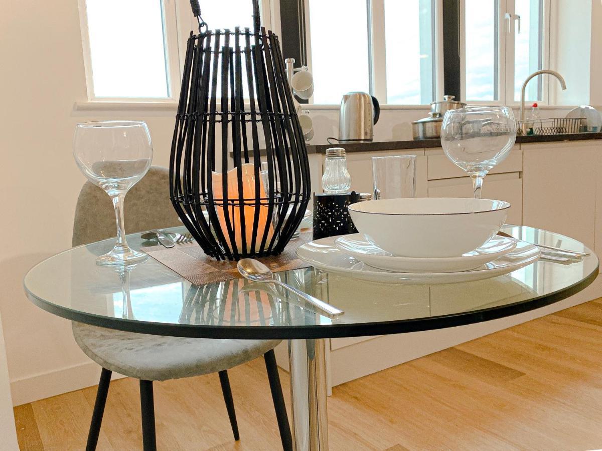 Modern Luxury Serviced Duplex Apartments By Repose- 150 Metro Court, West Bromwich Esterno foto