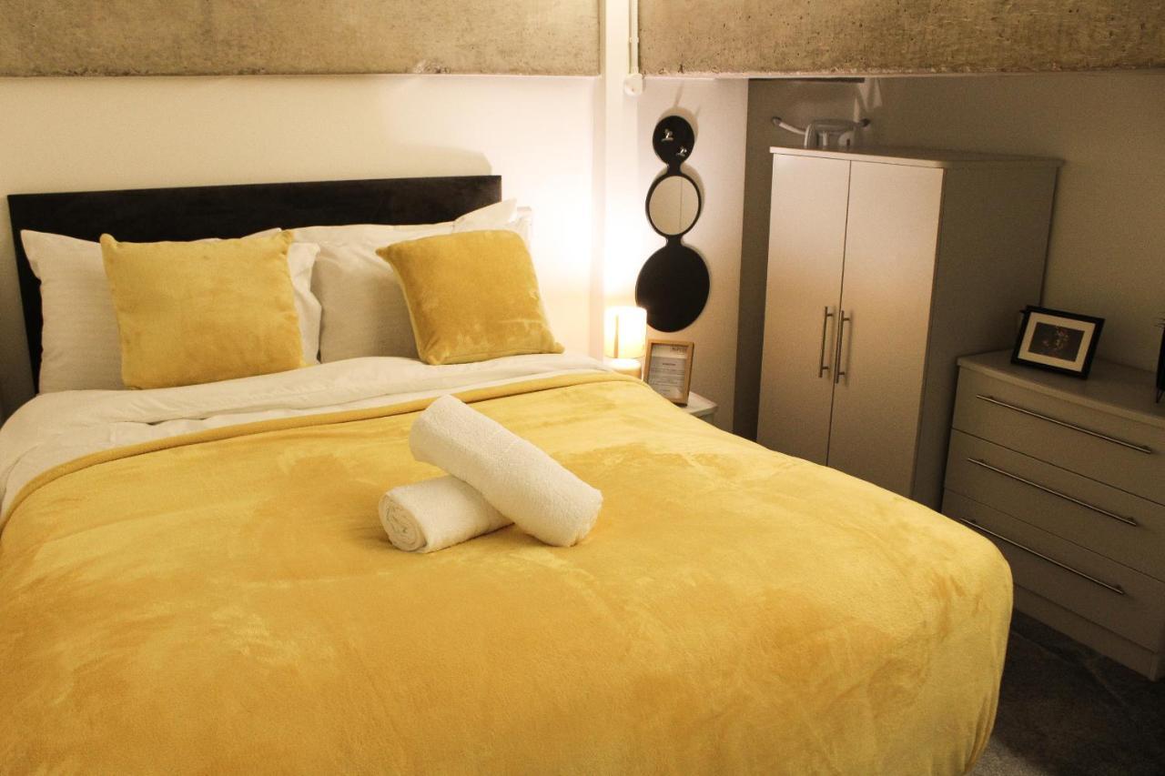 Modern Luxury Serviced Duplex Apartments By Repose- 150 Metro Court, West Bromwich Esterno foto